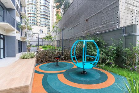 Apartamento para alugar com 27m², 1 quarto e sem vaga Apartamento para alugar com 27m², 1 quarto e sem vagaÁrea comum - Playground