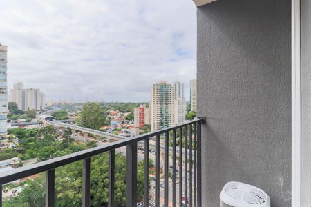 Apartamento para alugar com 27m², 1 quarto e sem vaga Apartamento para alugar com 27m², 1 quarto e sem vagaVaranda
