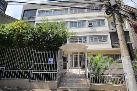 Apartamento para alugar com 95m², 2 quartos e sem vagaFachada