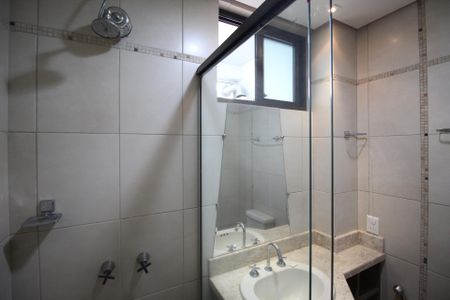 Apartamento para alugar com 95m², 2 quartos e sem vagaBanheiro