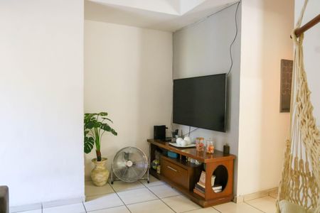 Sala de apartamento à venda com 2 quartos, 47m² em Lins de Vasconcelos, Rio de Janeiro