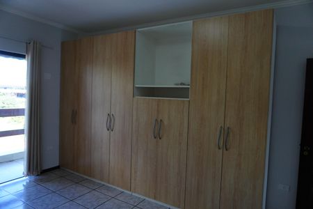 Casa para alugar com 416m², 4 quartos e 6 vagasSuíte 3