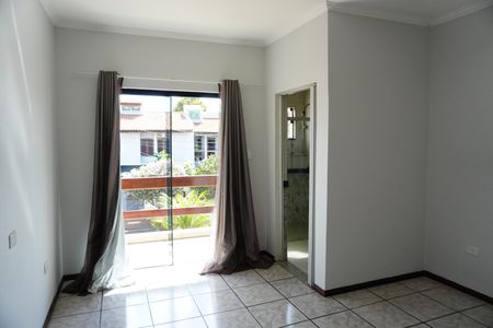 Casa para alugar com 416m², 4 quartos e 6 vagasSuíte 2