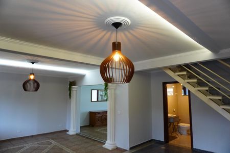 Casa para alugar com 416m², 4 quartos e 6 vagasSala de TV