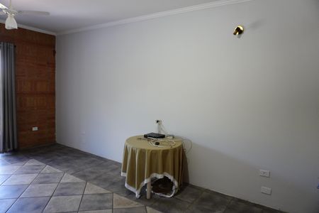 Casa para alugar com 416m², 4 quartos e 6 vagasQuarto 4