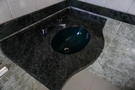 Casa para alugar com 416m², 4 quartos e 6 vagasBanheiro da Suíte 2