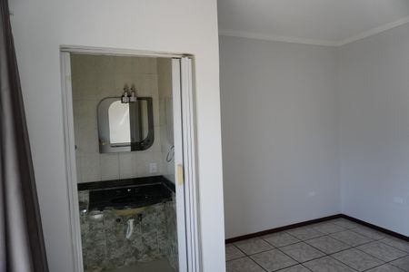 Casa para alugar com 416m², 4 quartos e 6 vagasSuíte 2