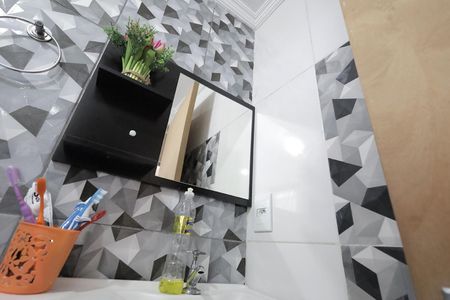 Apartamento à venda com 47m², 2 quartos e 1 vaga Apartamento à venda com 47m², 2 quartos e 1 vagaBanheiro