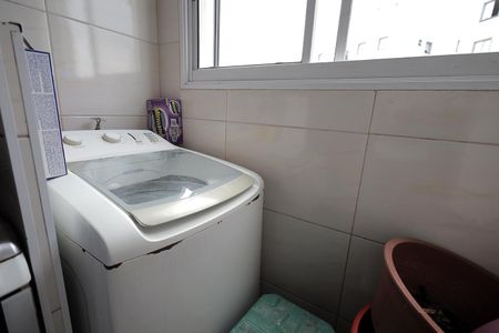 Apartamento à venda com 47m², 2 quartos e 1 vaga Apartamento à venda com 47m², 2 quartos e 1 vagaÁrea de Serviço