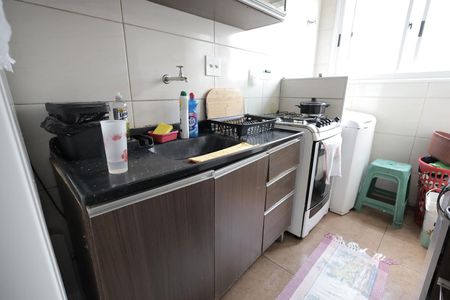Cozinha de apartamento à venda com 2 quartos, 47m² em Vila Eldizia, Santo André