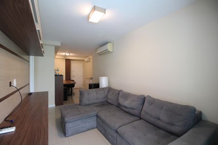 Apartamento à venda com 82m², 2 quartos e 1 vagaSala