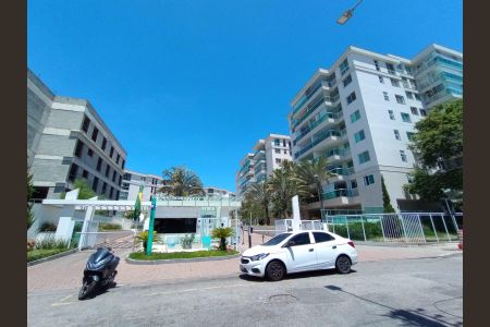 Apartamento à venda com 82m², 2 quartos e 1 vaga Apartamento à venda com 82m², 2 quartos e 1 vagaFachada