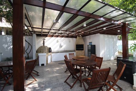 Apartamento à venda com 82m², 2 quartos e 1 vagaChurrasqueira