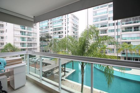 Apartamento à venda com 82m², 2 quartos e 1 vagaVista