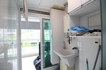 Apartamento à venda com 82m², 2 quartos e 1 vagaÁrea de Serviço