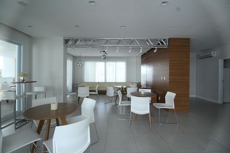 Apartamento à venda com 82m², 2 quartos e 1 vagaSalão de Festas