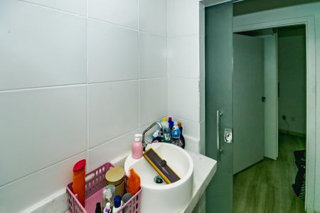 Banheiro Social de apartamento à venda com 2 quartos, 47m² em Santa Amelia, Belo Horizonte