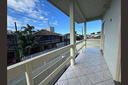 Varanda de casa para alugar com 1 quarto, 150m² em Rio Tavares, Florianópolis