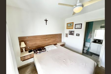 Casa à venda com 138m², 3 quartos e 3 vagasQuarto Suíte 2