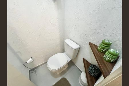 Casa à venda com 138m², 3 quartos e 3 vagasLavabo