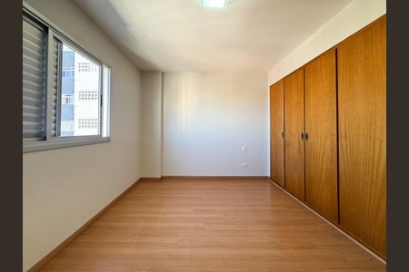 Apartamento para alugar com 78m², 3 quartos e 1 vagaQuarto 1