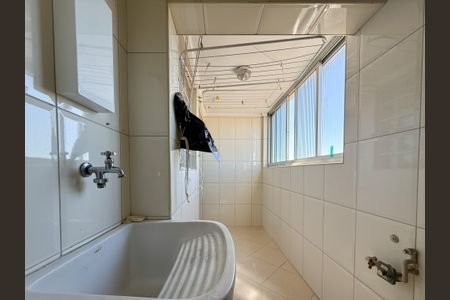 Apartamento para alugar com 78m², 3 quartos e 1 vagaÁrea de Serviço