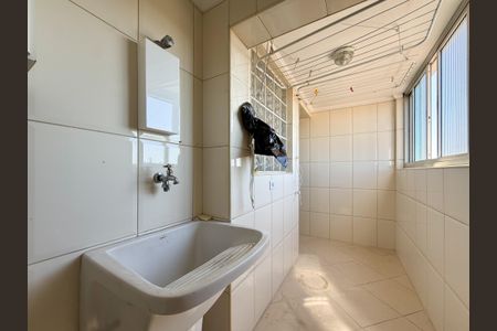 Apartamento para alugar com 78m², 3 quartos e 1 vagaÁrea de Serviço