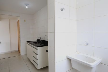 Apartamento à venda com 56m², 2 quartos e 1 vaga Apartamento à venda com 56m², 2 quartos e 1 vagaCozinha e Área de Serviço