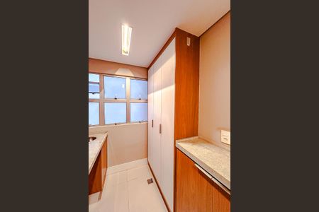 Apartamento à venda com 68m², 2 quartos e 1 vagaÁrea de Serviço