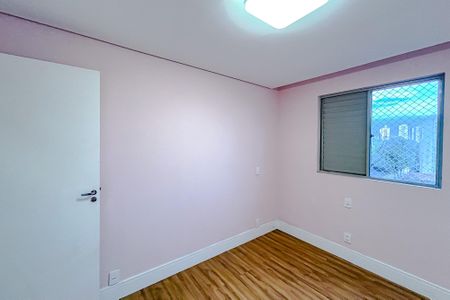 Apartamento à venda com 68m², 2 quartos e 1 vagaQuarto 2