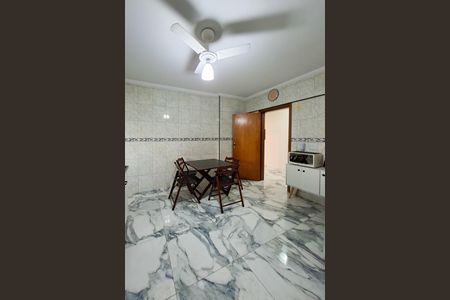 Apartamento para alugar com 108m², 2 quartos e 2 vagasCozinha 