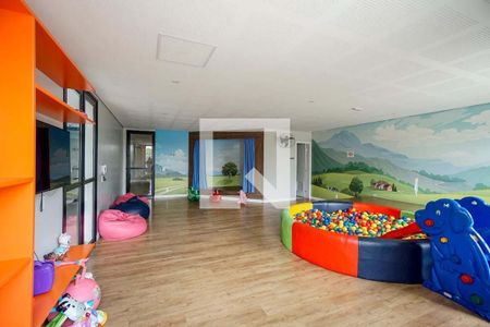 Apartamento à venda com 63m², 2 quartos e 1 vaga Apartamento à venda com 63m², 2 quartos e 1 vagaBrinquedoteca