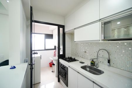 Apartamento à venda com 63m², 2 quartos e 1 vaga Apartamento à venda com 63m², 2 quartos e 1 vagaCozinha