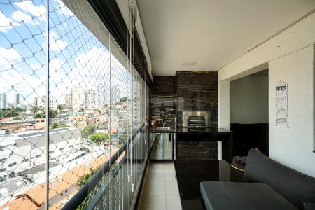 Apartamento à venda com 63m², 2 quartos e 1 vaga Apartamento à venda com 63m², 2 quartos e 1 vagaVaranda