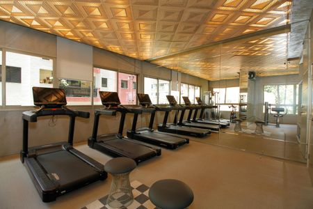 Studio para alugar com 31m², 1 quarto e sem vaga Studio para alugar com 31m², 1 quarto e sem vagaÁrea Comum - Academia