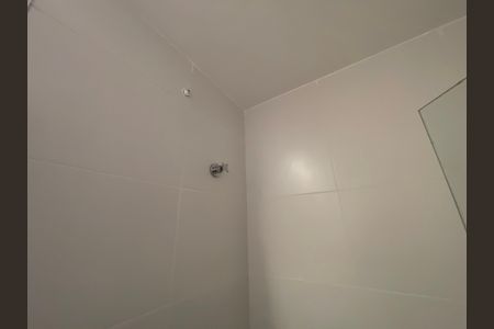 Apartamento para alugar com 37m², 2 quartos e sem vagaBanheiro