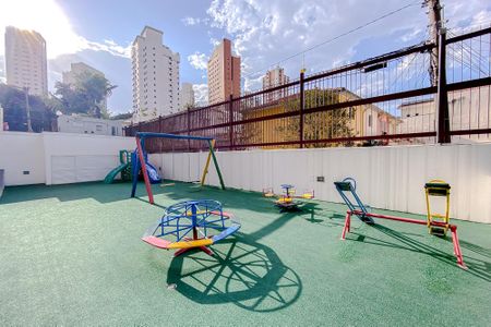 Apartamento à venda com 122m², 4 quartos e 2 vagasÁrea comum - Playground