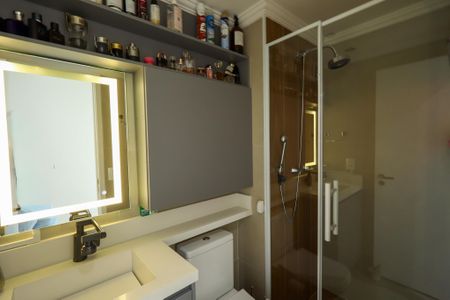 Apartamento à venda com 47m², 2 quartos e sem vaga Apartamento à venda com 47m², 2 quartos e sem vagaBanheiro Social