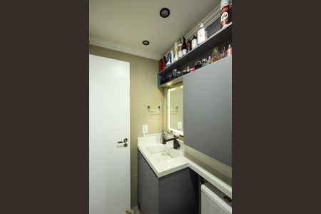 Apartamento à venda com 47m², 2 quartos e sem vaga Apartamento à venda com 47m², 2 quartos e sem vagaBanheiro Social
