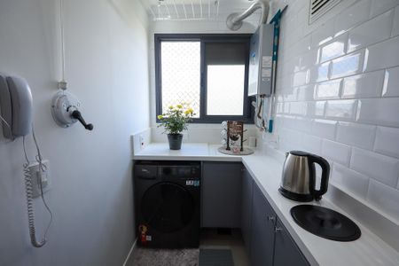 Apartamento à venda com 47m², 2 quartos e sem vaga Apartamento à venda com 47m², 2 quartos e sem vagaCozinha - área de serviço