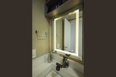 Apartamento à venda com 47m², 2 quartos e sem vaga Apartamento à venda com 47m², 2 quartos e sem vagaBanheiro Social