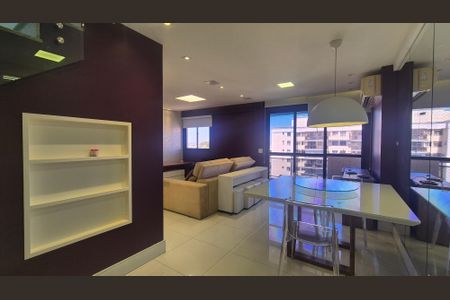 Sala de apartamento à venda com 2 quartos, 114m² em Recreio dos Bandeirantes, Rio de Janeiro