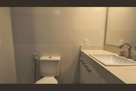 Apartamento para alugar com 114m², 2 quartos e 2 vagasBanheiro da Suíte 1