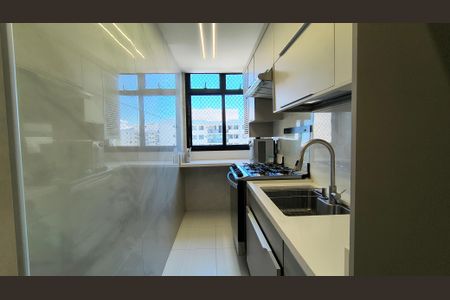 Apartamento para alugar com 114m², 2 quartos e 2 vagasCozinha