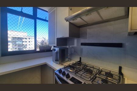 Apartamento para alugar com 114m², 2 quartos e 2 vagasCozinha 