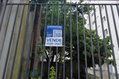 Apartamento à venda com 58m², 2 quartos e 1 vagaPlaquinha