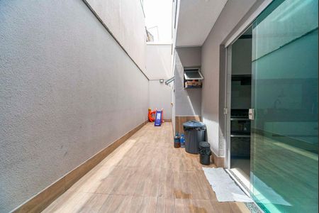 Apartamento à venda com 100m², 3 quartos e 1 vaga Apartamento à venda com 100m², 3 quartos e 1 vagaVaranda da cozinha