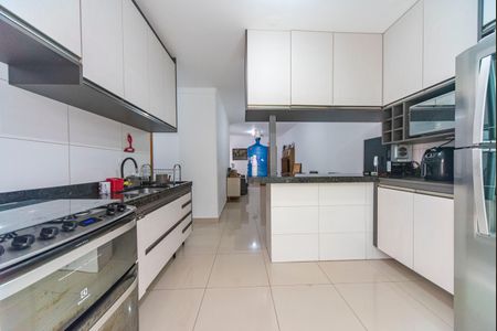 Apartamento à venda com 100m², 3 quartos e 1 vaga Apartamento à venda com 100m², 3 quartos e 1 vagaCozinha