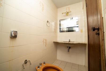 Apartamento à venda com 83m², 3 quartos e 2 vagasBanheiro da Suíte