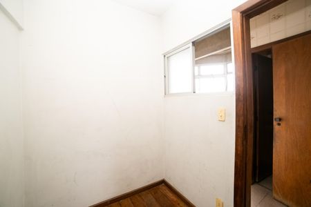 Apartamento à venda com 83m², 3 quartos e 2 vagasQuarto de Serviço